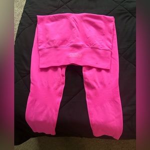 Pink leggings new
